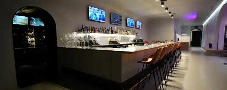 restaurant bar area